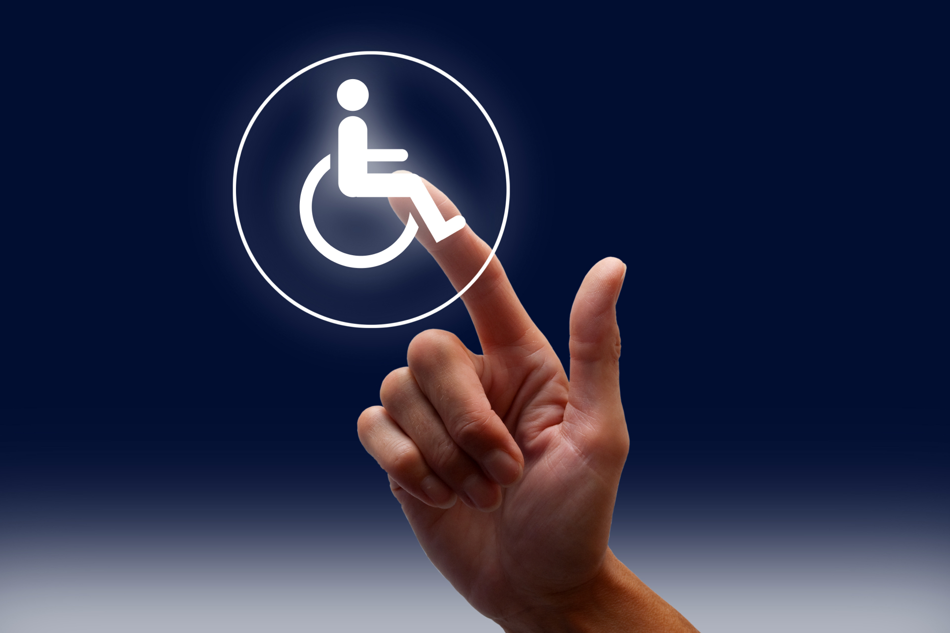 Finger zeigt auf schwerbehinderten Symbol