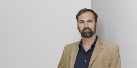 Ein Mann kennt die Assistenzleistungen nach § 78 SGB IX Ein Mann kennt die Assistenzleistungen nach § 78 SGB IX