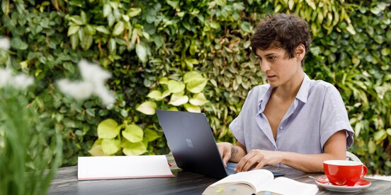 Eine Frau im Home-Office Eine Frau im Home-Office