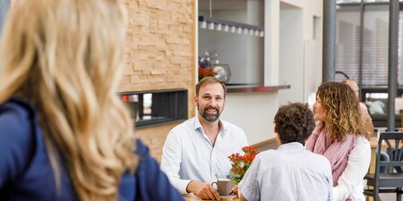 Kollegen in der SBV unterhalten sich über Low Performer Kollegen in der SBV unterhalten sich über Low Performer