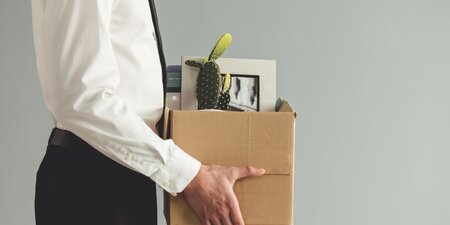 Kündigung Mann Umzugskarton Kündigung Mann Umzugskarton