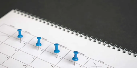 Ein Wochenkalender mit einer 4-Tage-Woche Ein Wochenkalender mit einer 4-Tage-Woche