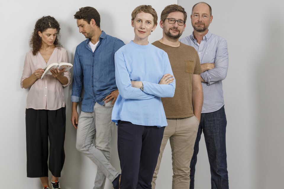 Die Mitglieder der SBV stehen nebeneinander