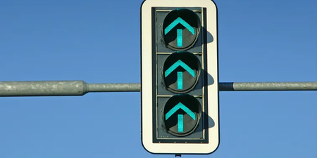 Eine Ampel zeigt symbolisch die Freistellung des Betriebsrats. Eine Ampel zeigt symbolisch die Freistellung des Betriebsrats.